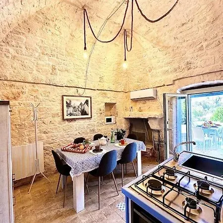 Trullo Damanera - Con Piscina E Uliveto Apartment Ostuni