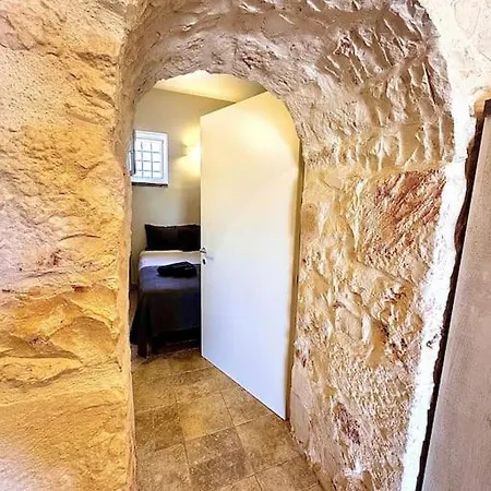 Trullo Damanera - Con Piscina E Uliveto
